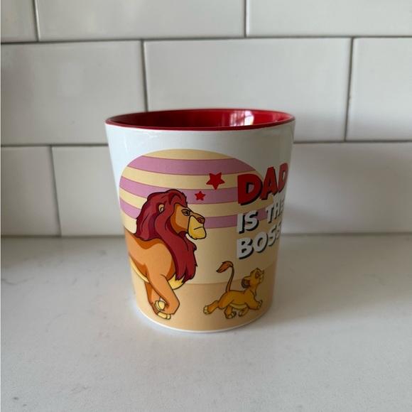 Disney Lion King ‘Dad Is The Boss’ Mug Mufasa Simba Red Yellow Handle Coffee Cup - Picture 4 of 7
